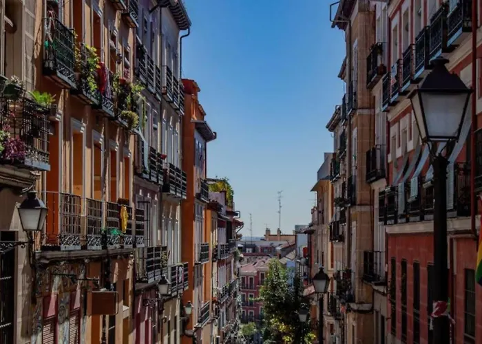 Fee4Me. Amazing Apartment In The Heart Of Lavapies